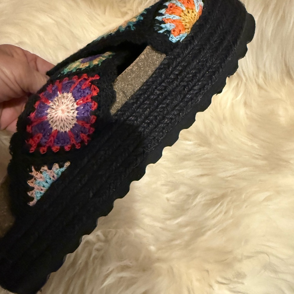 Dirty Laundry Multicolor Granny Square Crochet Espadrille Slides - Picture 5 of 8